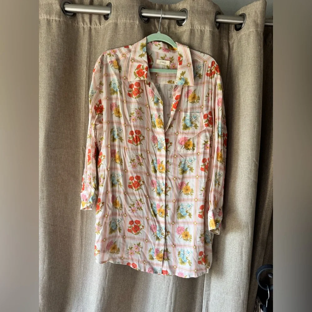 Spell Flora Shirt with Pink and Green Accents - Picture 3 of 6